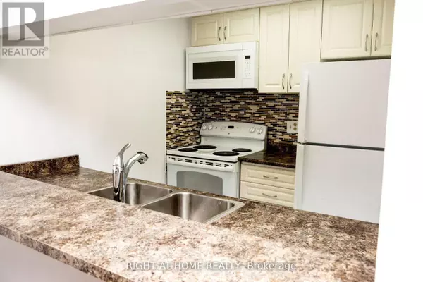 Toronto (newtonbrook East), ON M2M4J4,7 Bishop AVE #1104