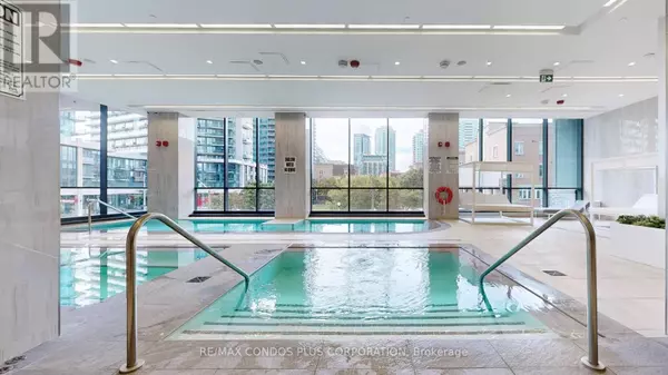 Toronto (niagara), ON M6K0E3,19 Western Battery RD #1216