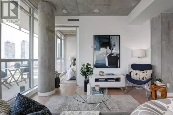 Toronto (moss Park), ON M5A1K6,318 King ST East #1305