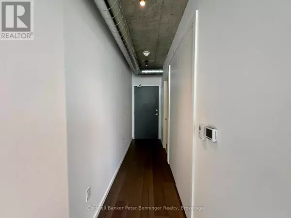 Toronto (waterfront Communities), ON M5A0T4,21 Lawren Harris SQ #514