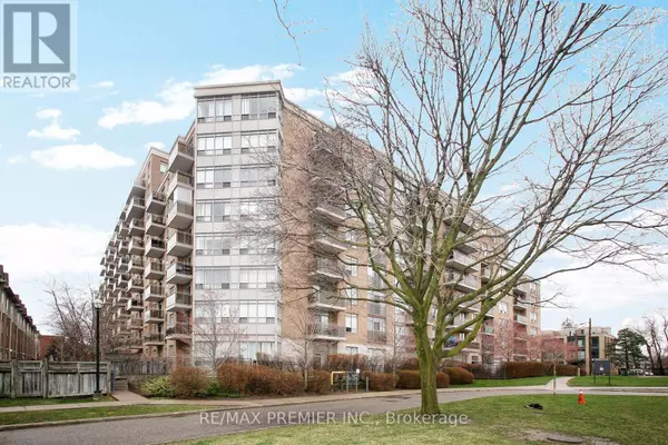 650 Lawrence AVE #721, Toronto (englemount-lawrence), ON M6A3E8