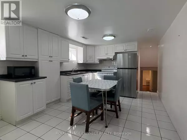 58 Navaho DR #Lower, Toronto (pleasant View), ON M2H2X3