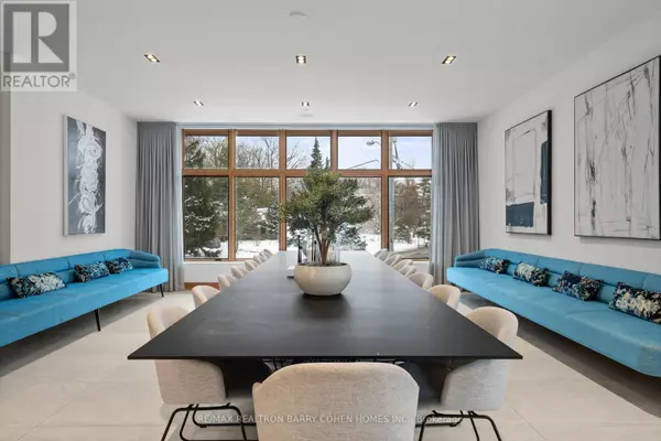 Toronto (lansing-westgate), ON M3H1J4,58 TIMBERLANE DRIVE