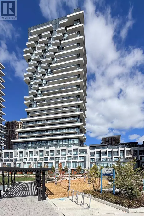 Toronto (banbury-don Mills), ON M3C0P8,20 Inn on the Park DR #1037