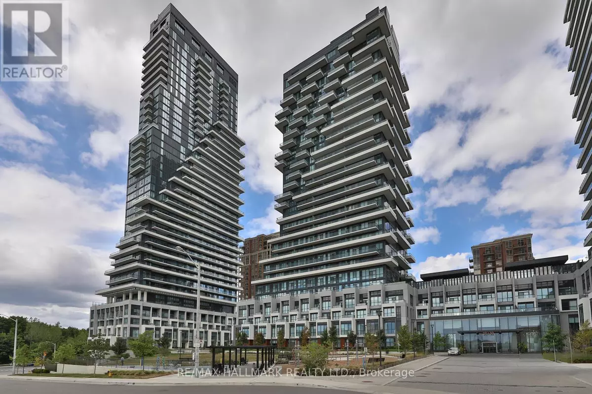 Toronto (banbury-don Mills), ON M3C0P8,20 Inn on the Park DR #1037