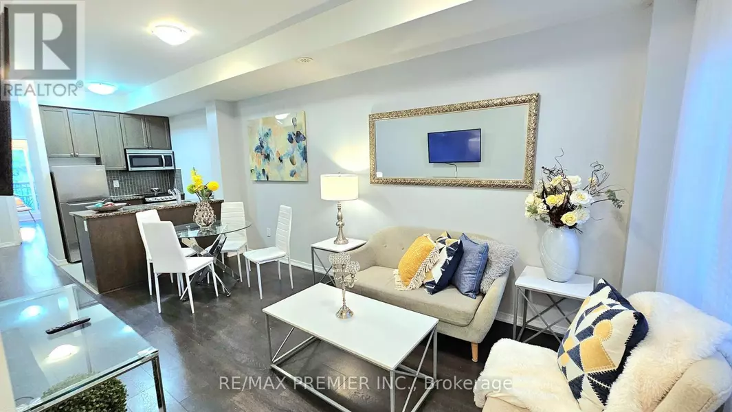 19 Coneflower CRES #272, Toronto (westminster-branson), ON M2R0A5