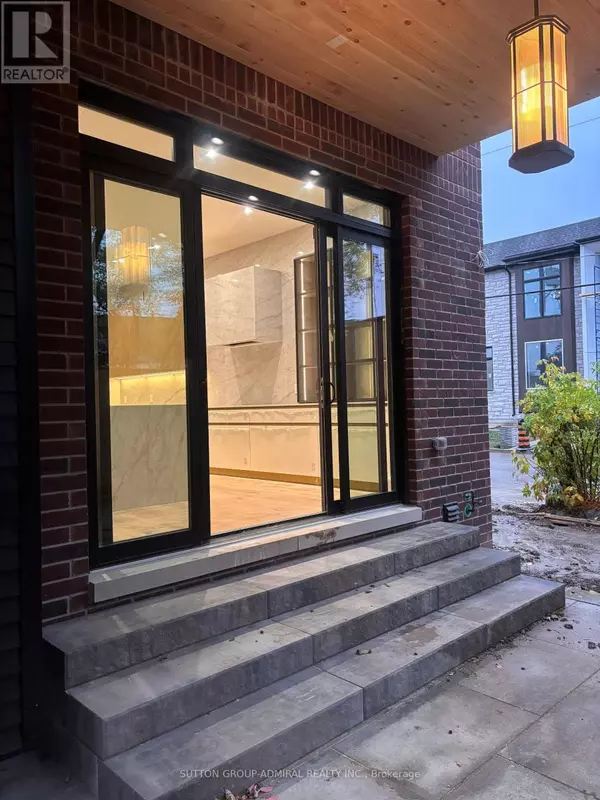 Toronto (bedford Park-nortown), ON M5M2Z5,78 BURNCREST DRIVE