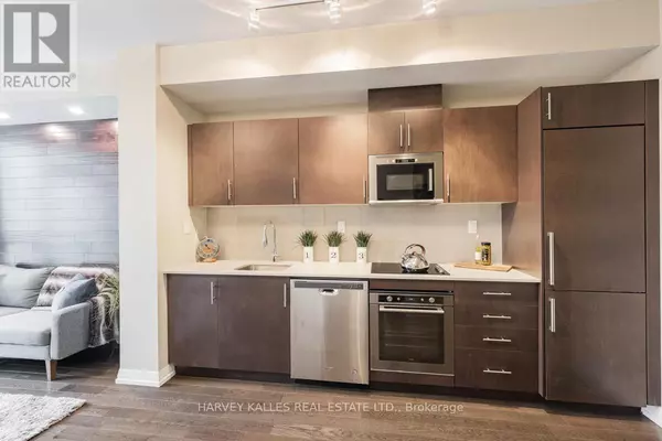 Toronto (moss Park), ON M5A0E7,460 Adelaide ST East #1725