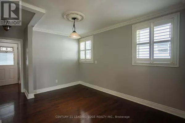 Toronto (newtonbrook East), ON M2M2W1,68 NIPIGON AVENUE