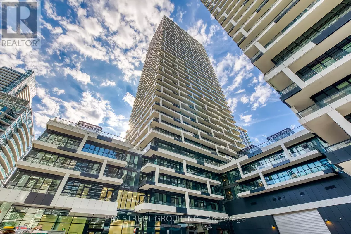 Toronto (mount Pleasant West), ON M4P1T9,65 Broadway AVE #307