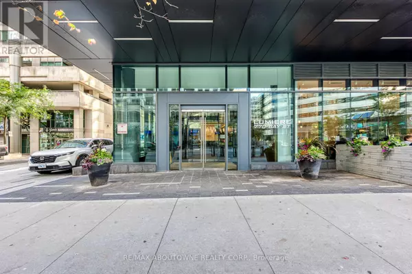 Toronto (bay Street Corridor), ON M5G1N6,770 Bay ST #202