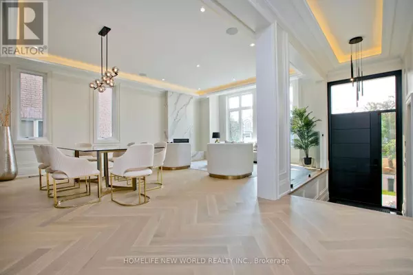 Toronto (newtonbrook East), ON M2M2V4,70 ABITIBI AVENUE