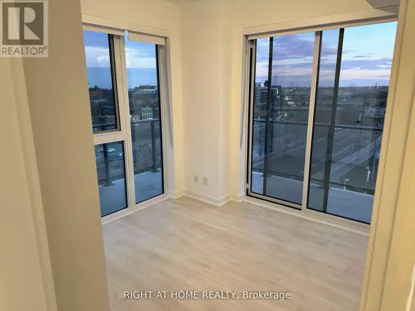 5 Defries ST South #710, Toronto (regent Park), ON M5A0W7