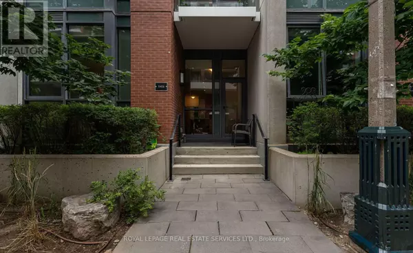 Toronto (niagara), ON M5V0G7,36 Bruyeres Mews #TH06