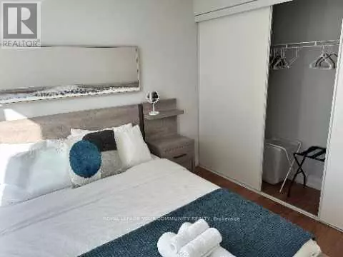 Toronto (willowdale East), ON M2N0G5,2 Anndale DR #2701