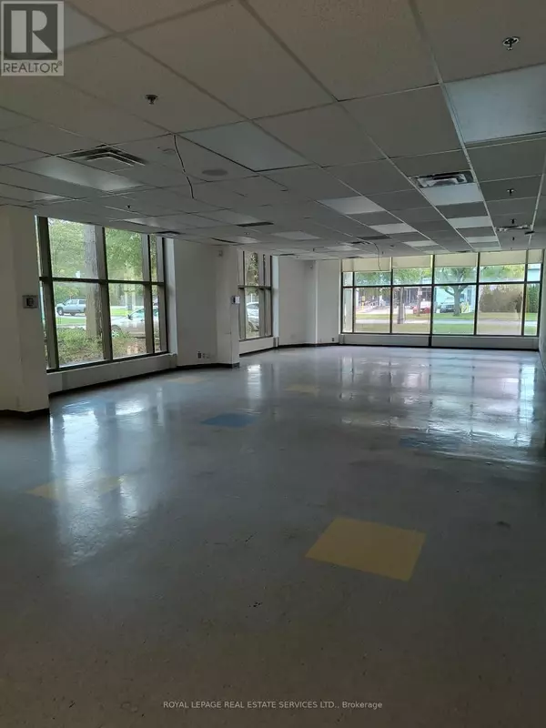 Toronto (banbury-don Mills), ON M3B3M1,1440 Don Mills RD #100