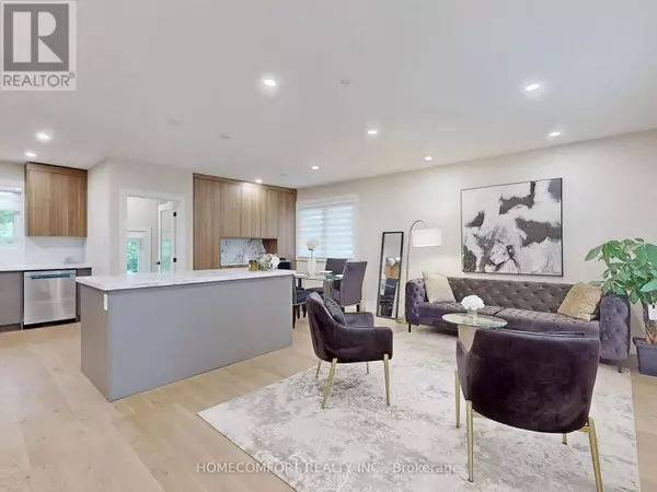 Toronto (bathurst Manor), ON M3H4E9,270 BRIGHTON AVENUE