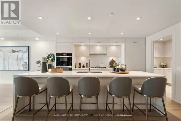 Toronto (waterfront Communities), ON M5A0Y4,155 Merchants' Wharf #217