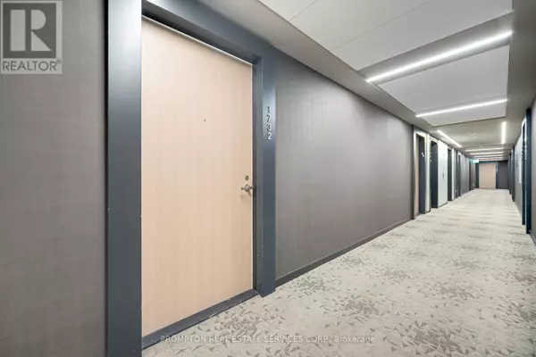 Toronto (mount Pleasant West), ON M4S0B2,8 Hillsdale AVE East #1732