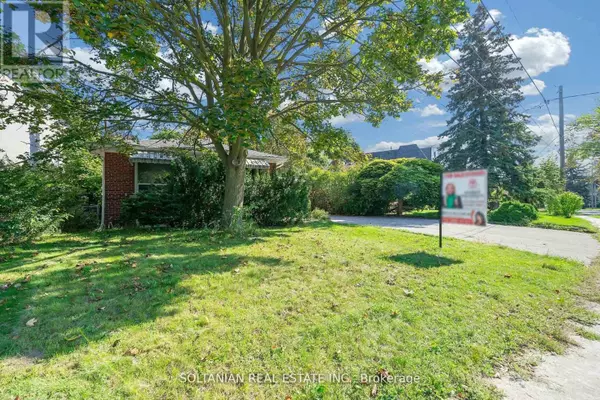 Toronto (newtonbrook East), ON M2M3L1,183 MAXOME AVENUE