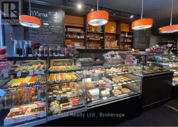 Toronto (mount Pleasant East), ON M4S2M9,RETAIL AND UPPER - 627 MOUNT PLEASANT ROAD