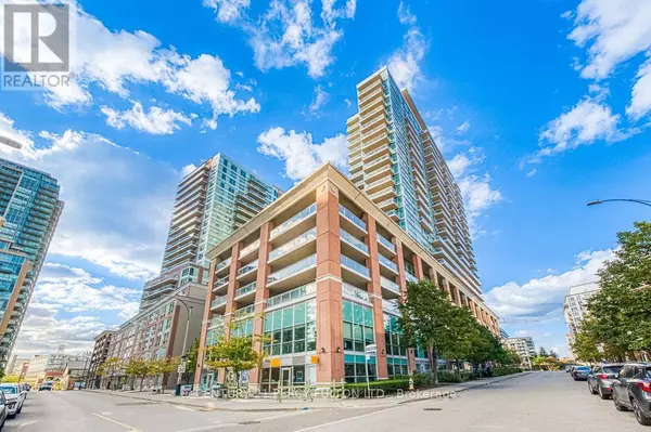 Toronto (niagara), ON M6K3S1,80 Western Battery RD #411