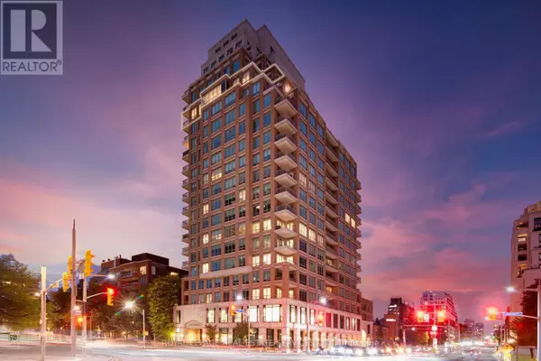 Toronto (casa Loma), ON M4V0A1,155 St Clair AVE West #1701