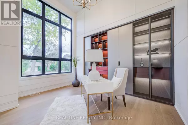 Toronto (bayview Village), ON M2K1Y4,58 SUMNER HEIGHTS DRIVE