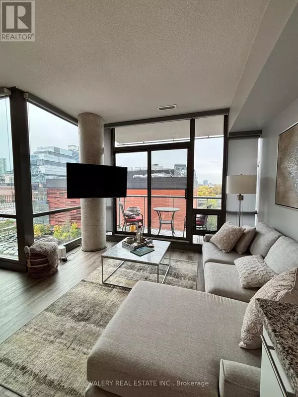 33 Mill ST #708, Toronto (waterfront Communities), ON M5A3R3