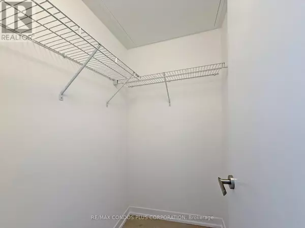 Toronto (waterfront Communities), ON M5E0G1,55 Cooper ST #1609