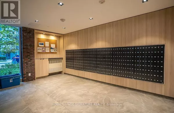 Toronto (regent Park), ON M5A0M8,20 Tubman AVE #1901