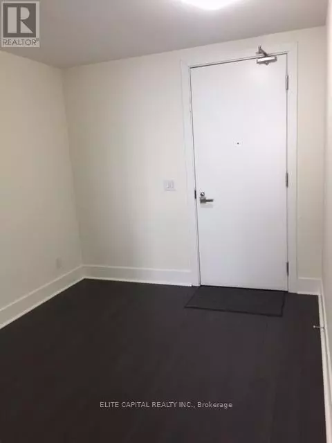 Toronto (annex), ON M5R1H3,32 Davenport RD #3003