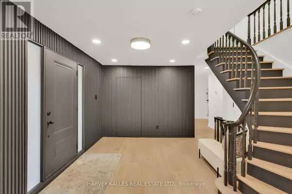 Toronto (hillcrest Village), ON M2H1R7,40 RONDEAU DRIVE