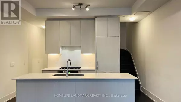 270 Davenport RD #th #17, Toronto (annex), ON M5R1J8