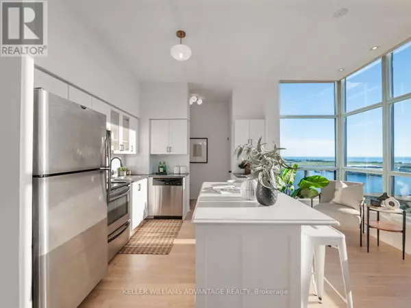 Toronto (waterfront Communities), ON M5V3T1,410 Queens Quay West #UPH3