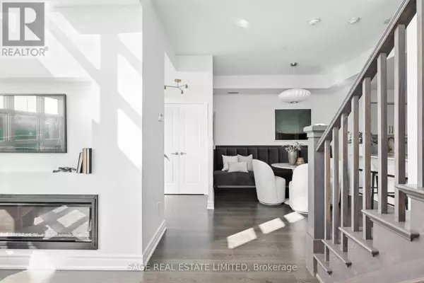 Toronto (niagara), ON M6K0B1,6 Pirandello ST #TH5