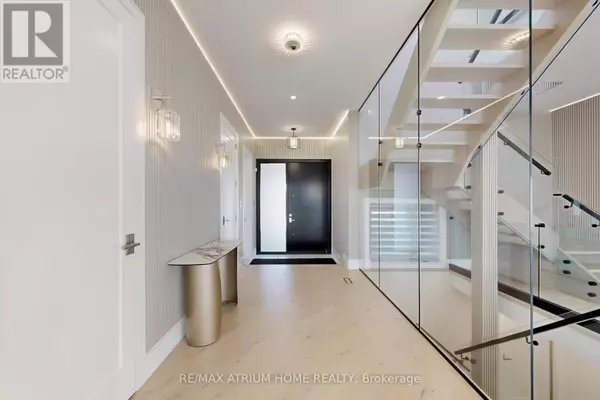 Toronto (bayview Woods-steeles), ON M2K2H7,111 BANSTOCK DRIVE