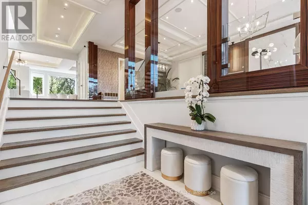 Toronto (bedford Park-nortown), ON M5N2V1,90 GLEN RUSH BOULEVARD