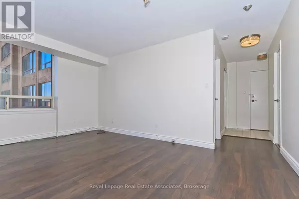 Toronto (bay Street Corridor), ON M5G2G4,633 Bay ST #1923