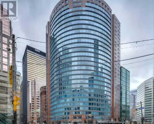 33 University AVE #204, Toronto (bay Street Corridor), ON M5J2S7