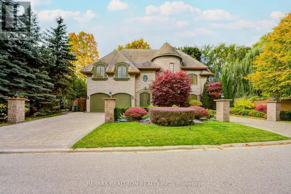 Toronto (st. Andrew-windfields), ON M2L2Y7,7 LEGACY COURT