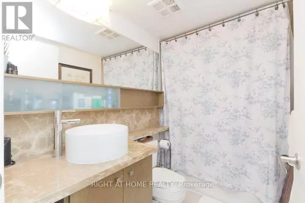 Toronto (waterfront Communities), ON M5V3Y3,11 Brunel CT #5301