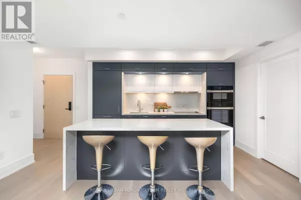 Toronto (waterfront Communities), ON M5A0Y4,155 Merchants' Wharf #415