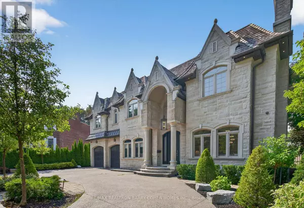 Toronto (st. Andrew-windfields), ON M2L2C3,29 JUNEWOOD CRESCENT