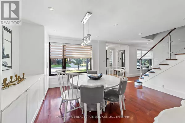 Toronto (bedford Park-nortown), ON M5M3C1,12 ARMOUR BOULEVARD