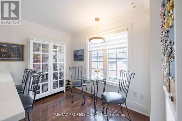 Toronto (yonge-eglinton), ON M5N3B2,1111 Avenue RD #205