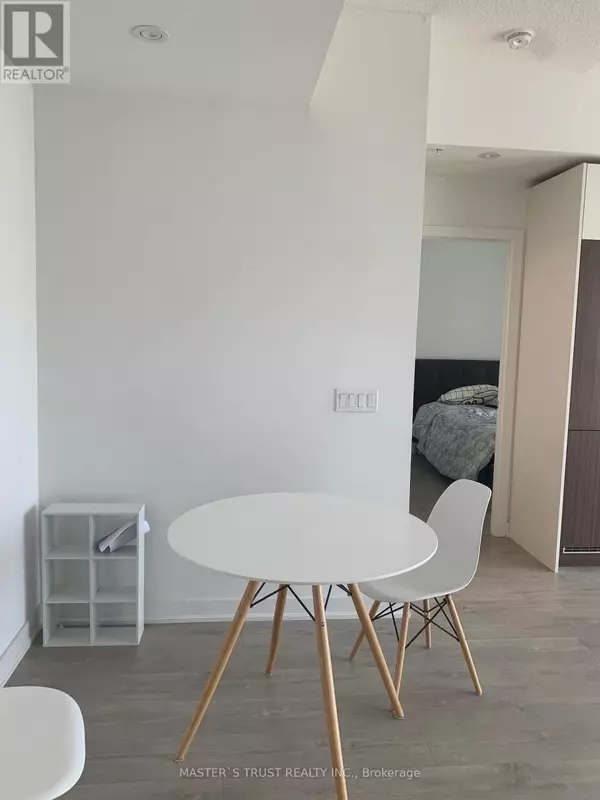 Toronto (waterfront Communities), ON M5V0H5,30 Nelson ST #2406