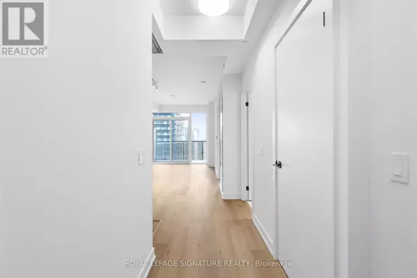 Toronto (mount Pleasant West), ON M4P1V3,117 Broadway AVE #2208