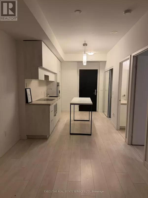 8 Eglinton AVE East #5003, Toronto (mount Pleasant West), ON M4P1A6