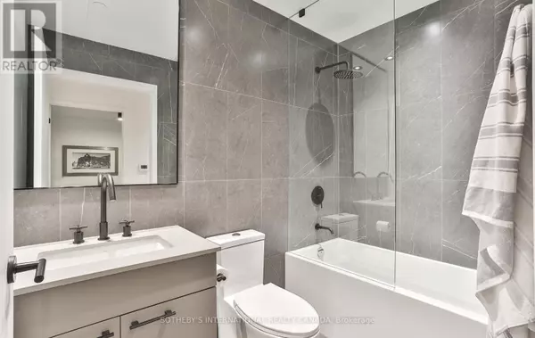 Toronto (trinity-bellwoods), ON M6J3C2,41 Dovercourt RD #711